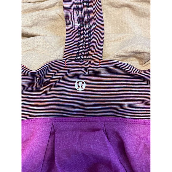 Lululemon top - Picture 2 of 3